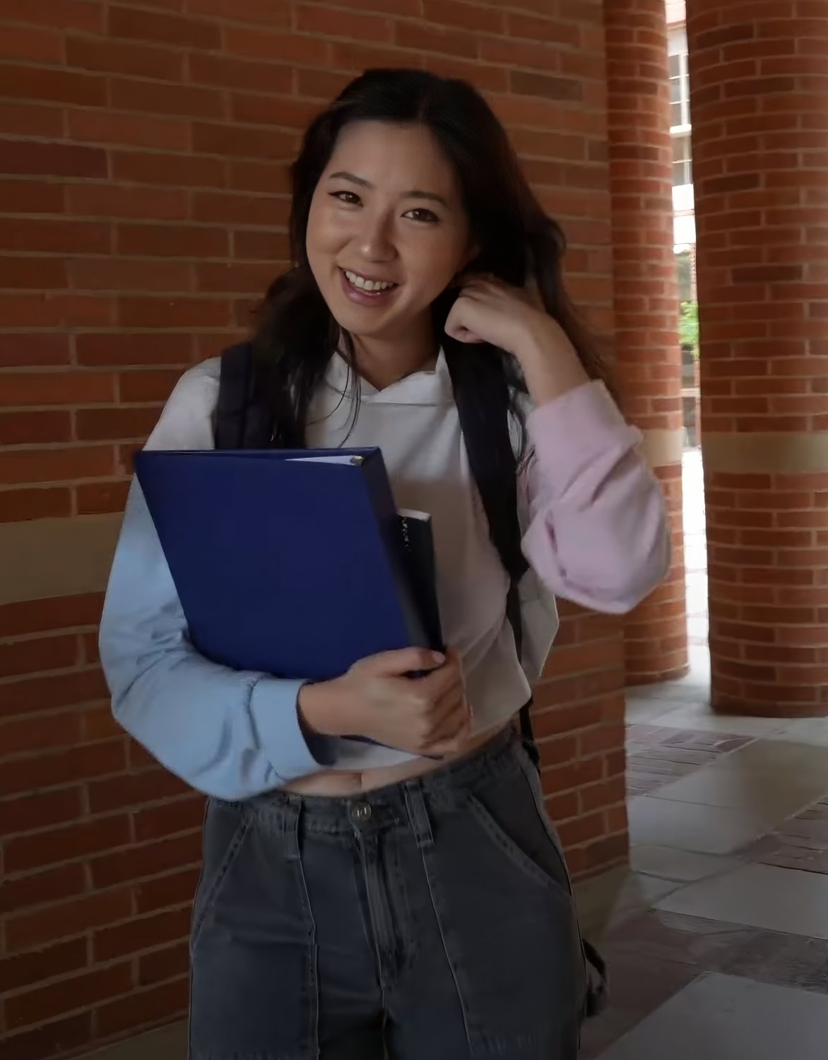 Fuslie #4V3WvwOc