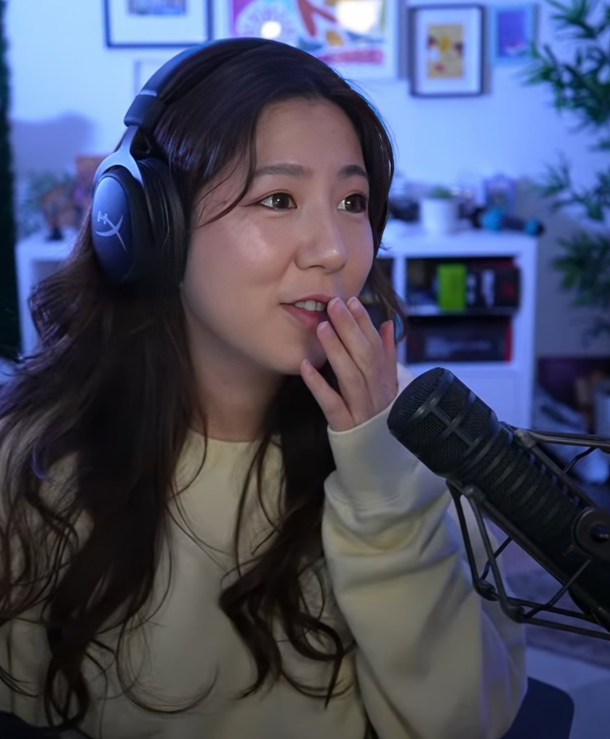 Fuslie #7pVesXXx