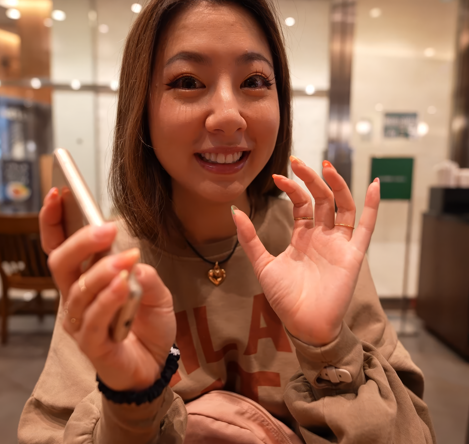Fuslie #IjXqb0fL