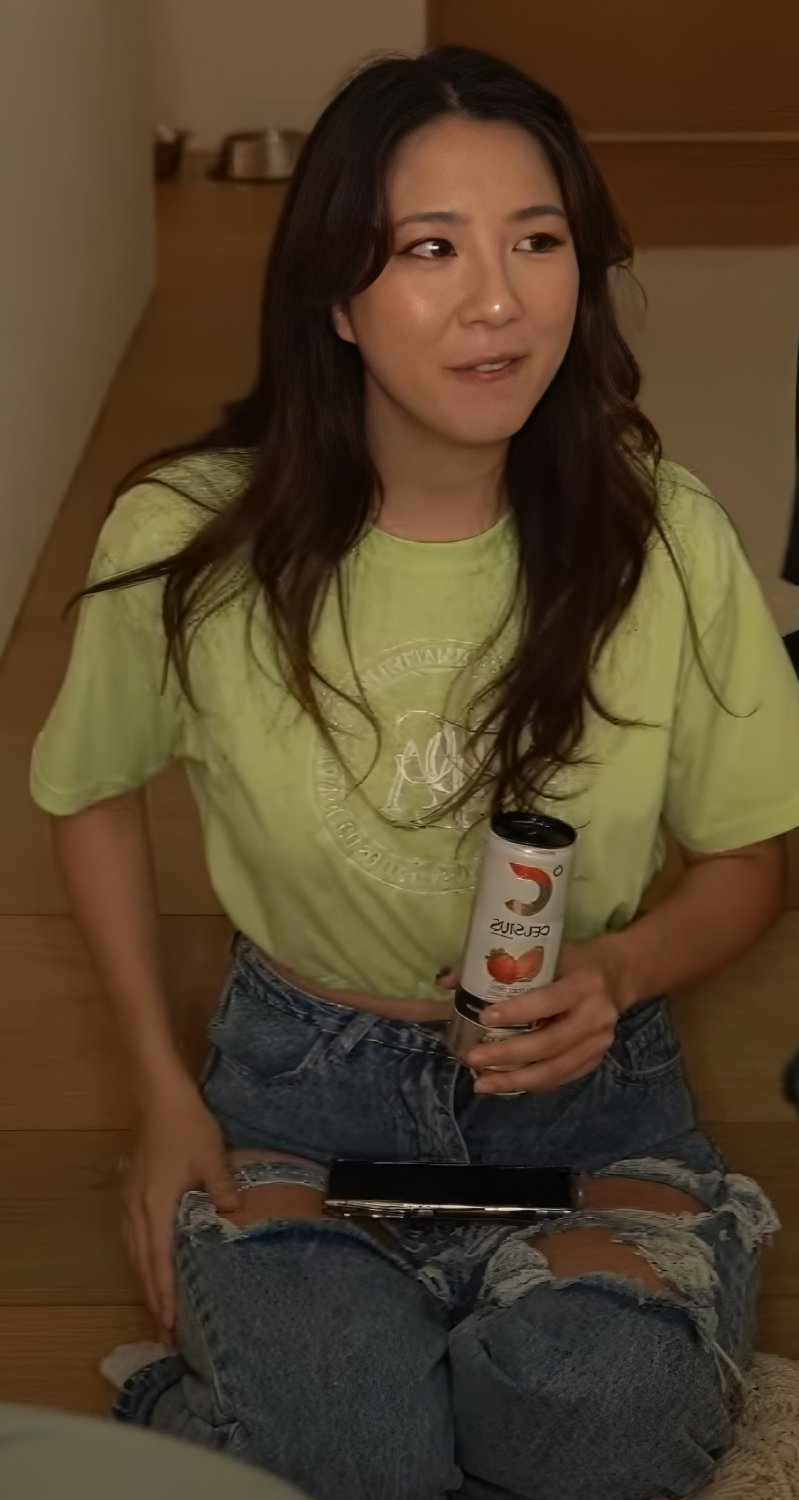 Fuslie #LBRJrtKy