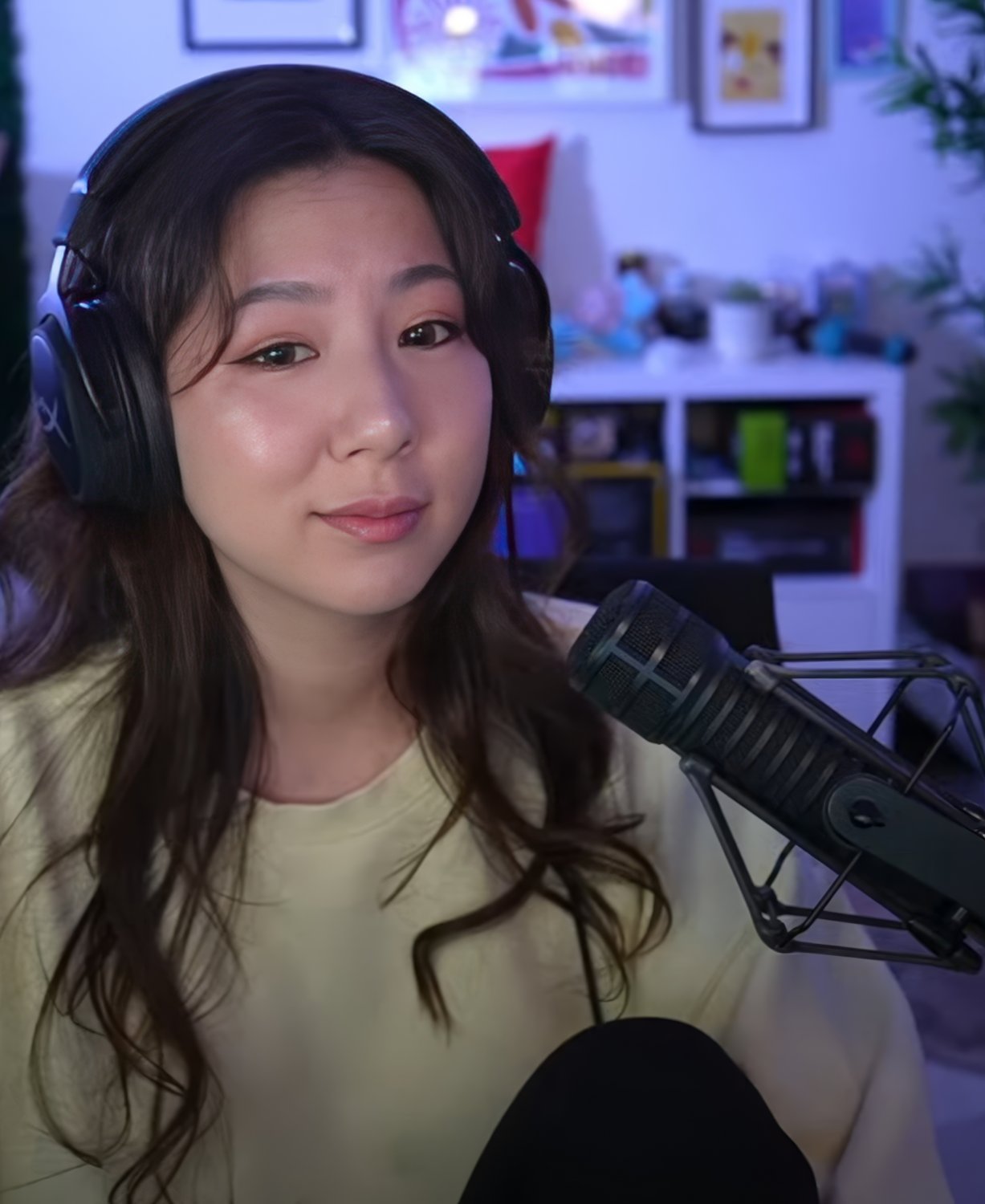 Fuslie #bjLpyuTX