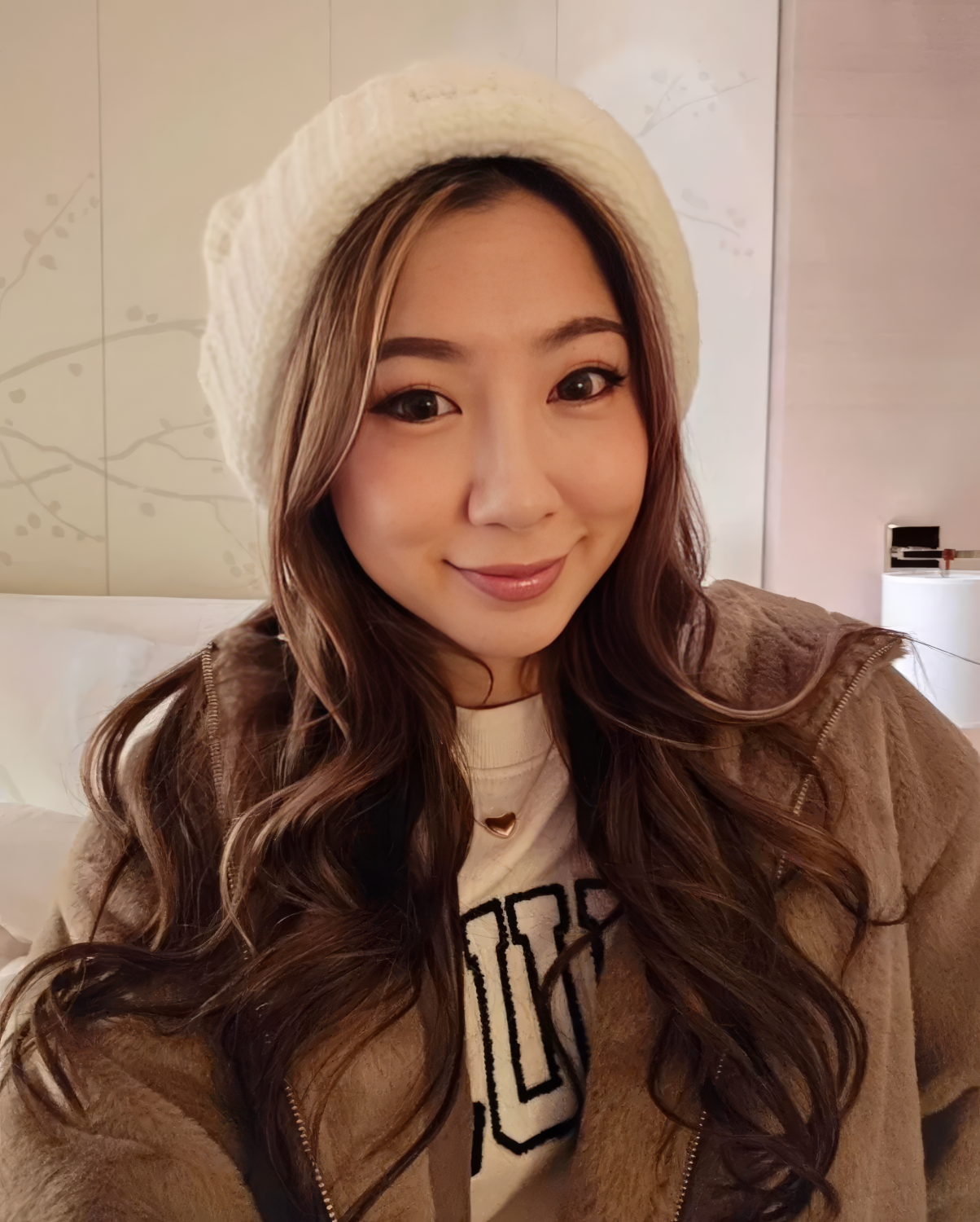 Fuslie #bmz7PTuf
