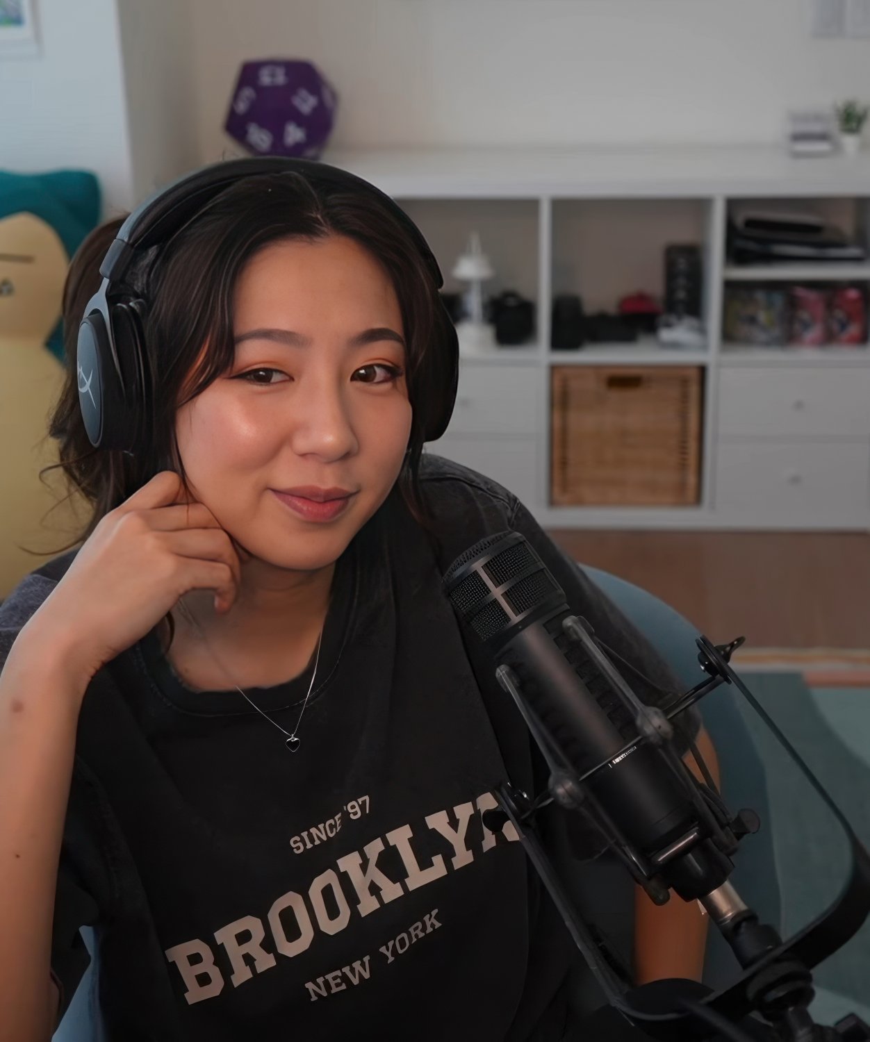 Fuslie #l90sjN0X